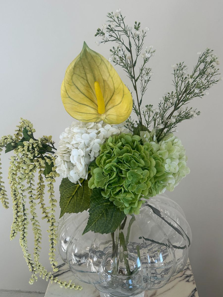 Lucea Bouquet