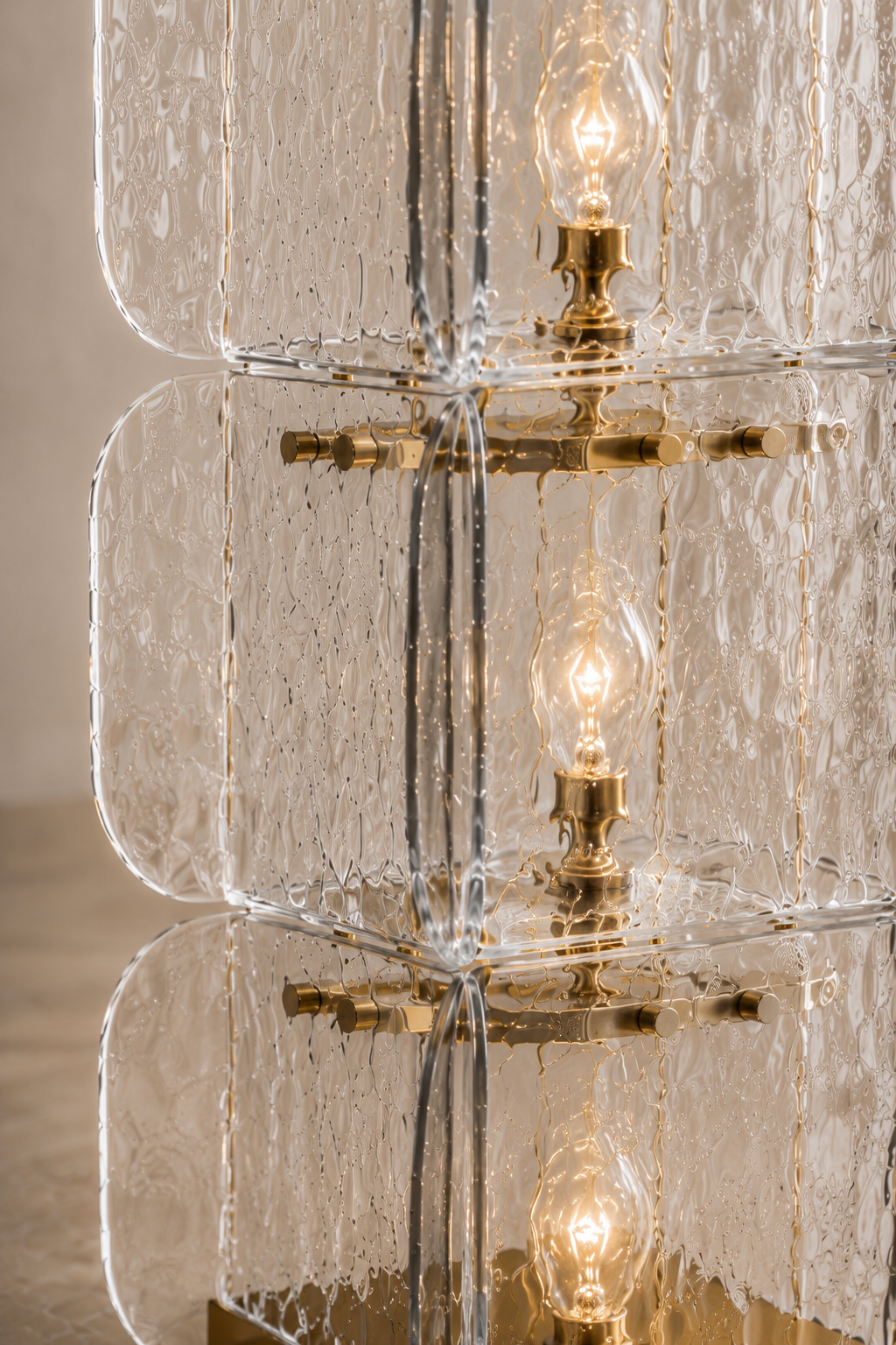 Noomi Clear Arco Floor Lamp