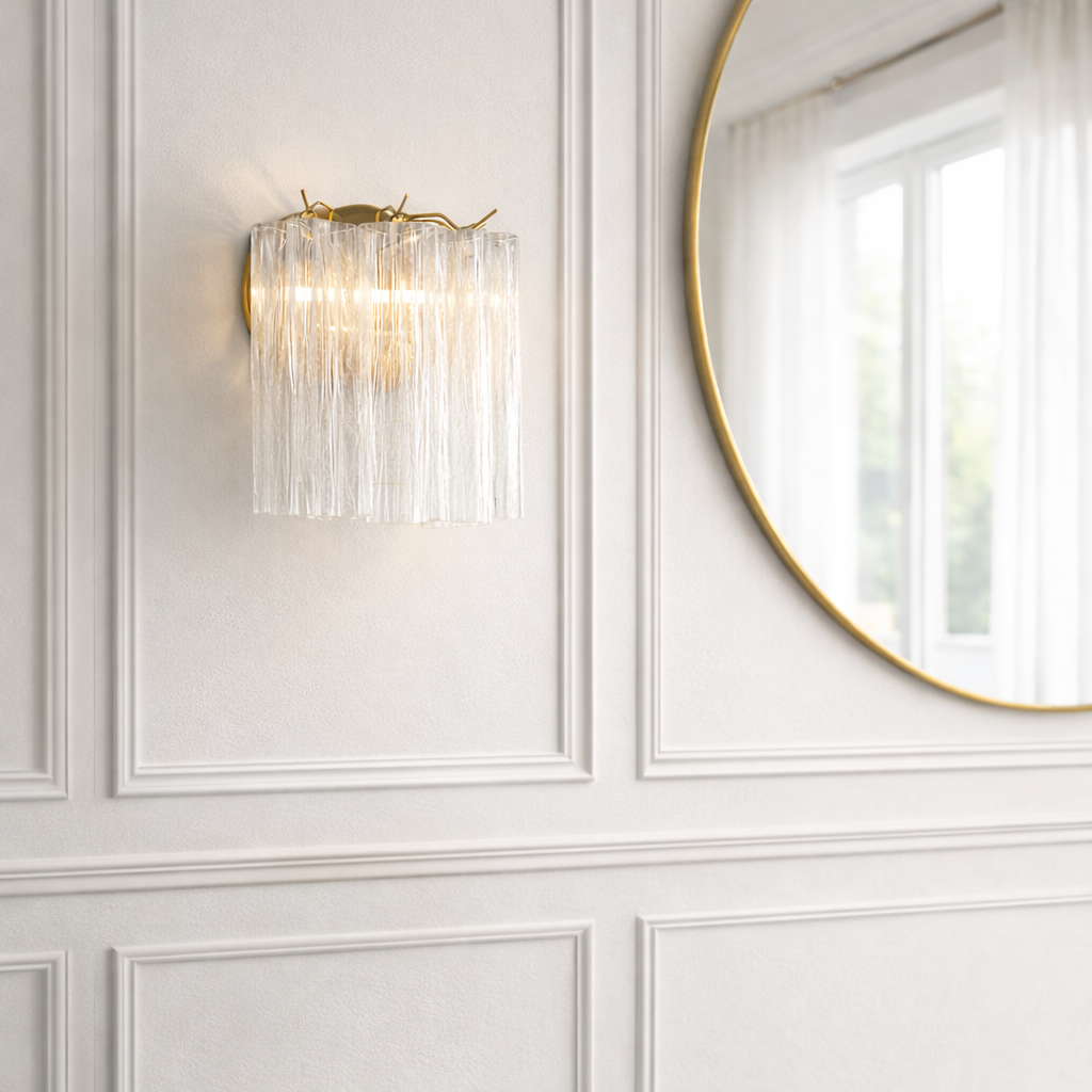 Forma Clear Wall Light