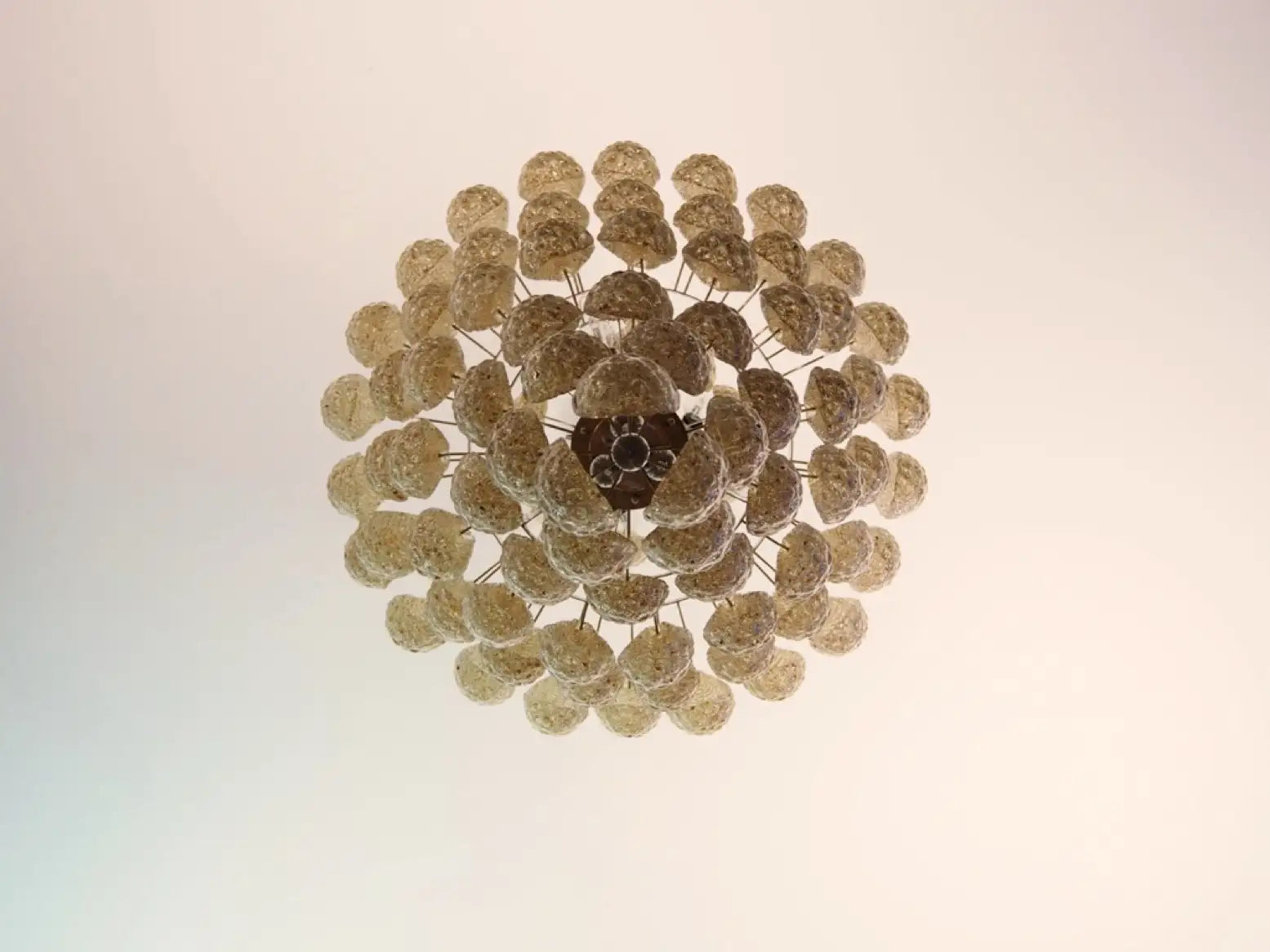 Drop Champagne Chandelier Grande