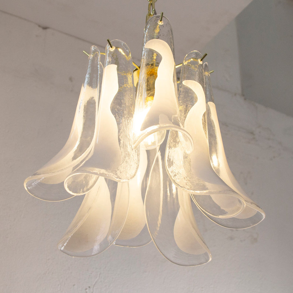 Murano Petali Chandelier Ø33 – Crystal & White Glass