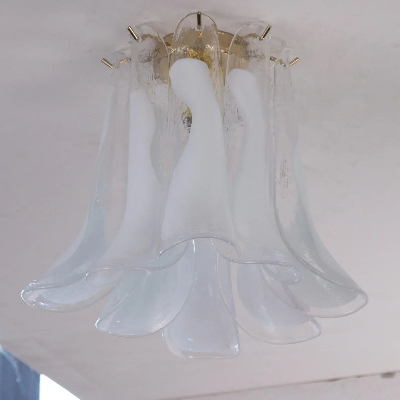 Murano Petali Ceiling Lamp Ø33 – Crystal & White Glass