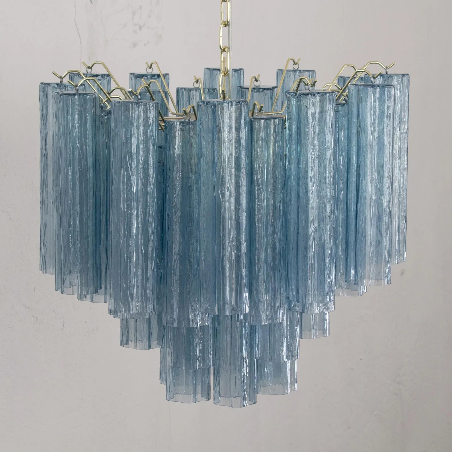 Murano Avior Tronchi Chandelier Ø58 – 36 Tubes