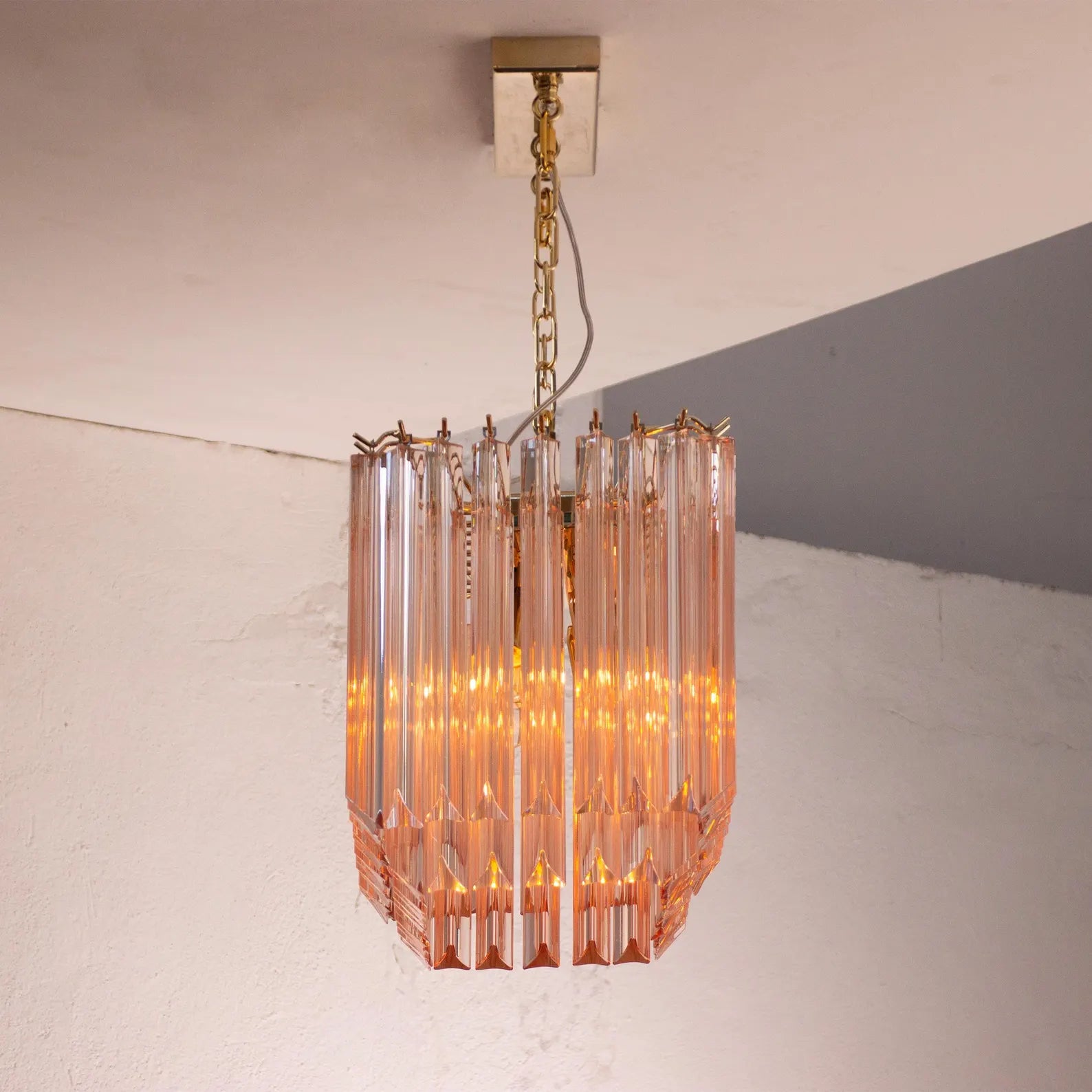 Murano Pink Triedri Chandelier 72 Prisms