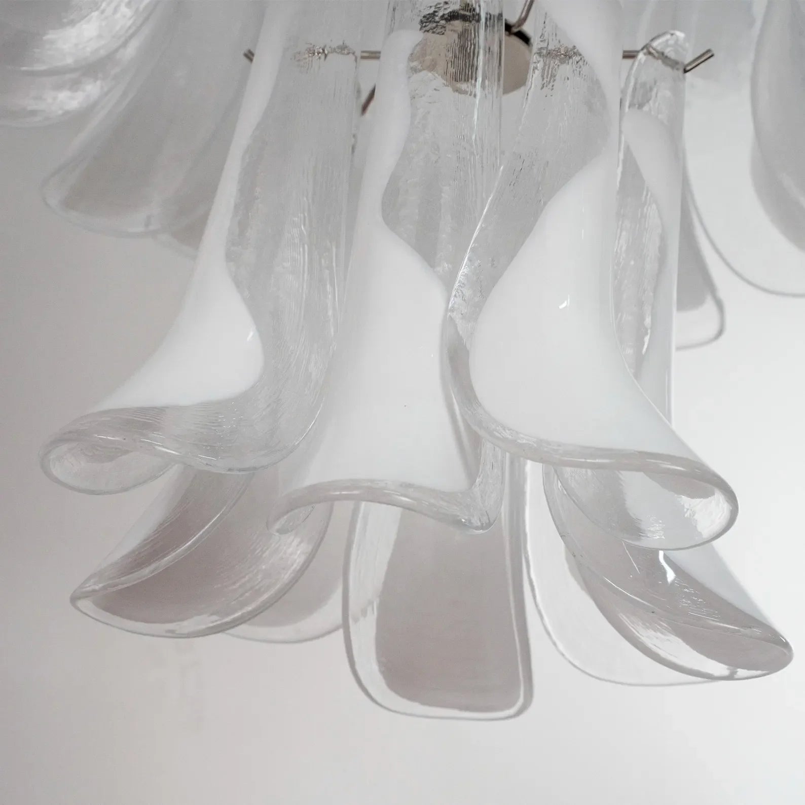 Murano Petali Bianca Chandelier Ø75